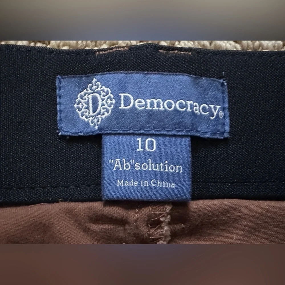 Democracy Brown Cargo Pants - Picture 7 of 9